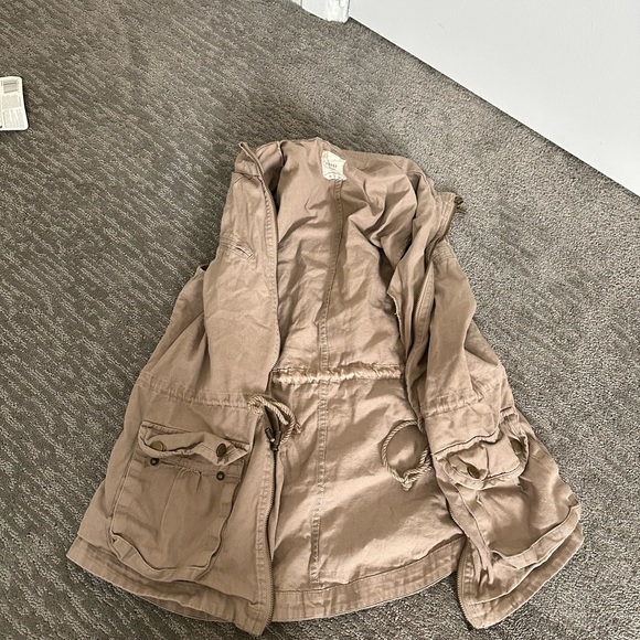 Brown zipper vest - Picture 4 of 5